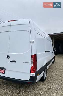 Грузовой фургон Mercedes-Benz Sprinter 2019 в 