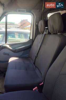 Вантажний фургон Mercedes-Benz Sprinter 2005 в 