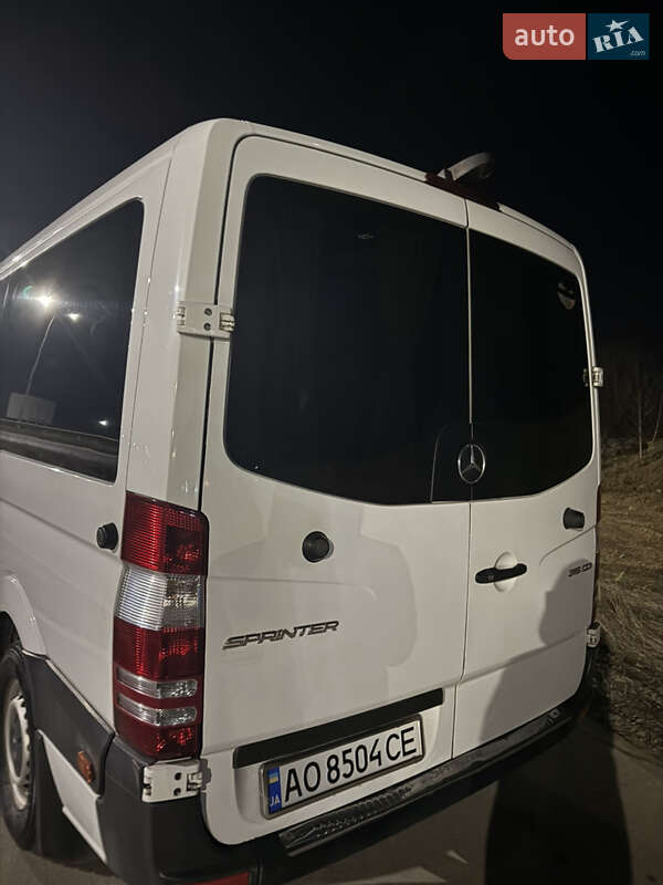 Микроавтобус Mercedes-Benz Sprinter 2015 в Ужгороде