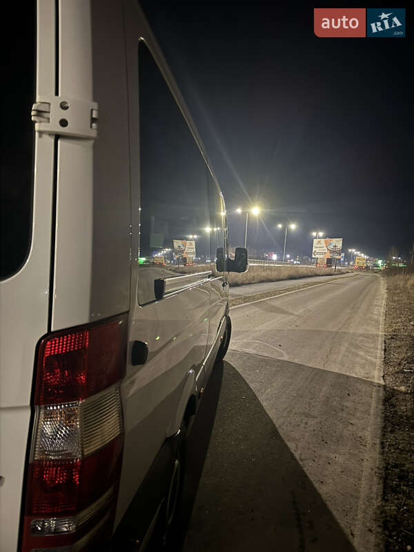 Микроавтобус Mercedes-Benz Sprinter 2015 в Ужгороде