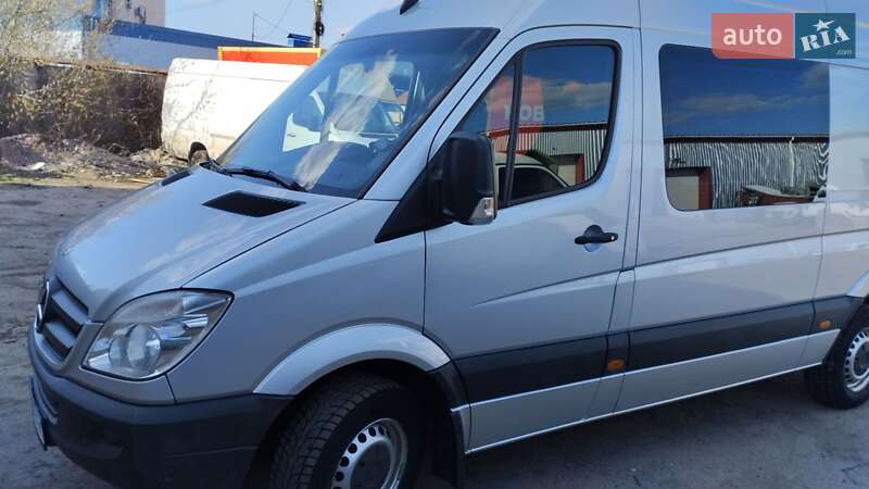 Вантажопасажирський фургон Mercedes-Benz Sprinter 2007 в Сумах