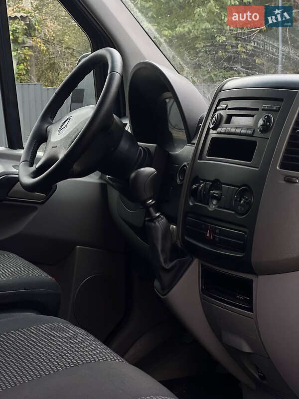 Грузовой фургон Mercedes-Benz Sprinter 2007 в Черновцах
