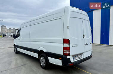 Грузовой фургон Mercedes-Benz Sprinter 2007 в 