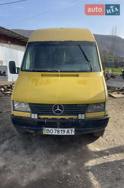 Грузовой фургон Mercedes-Benz Sprinter 1998 в Косове
