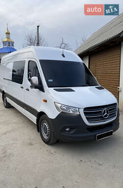 Грузопассажирский фургон Mercedes-Benz Sprinter 2019 в 