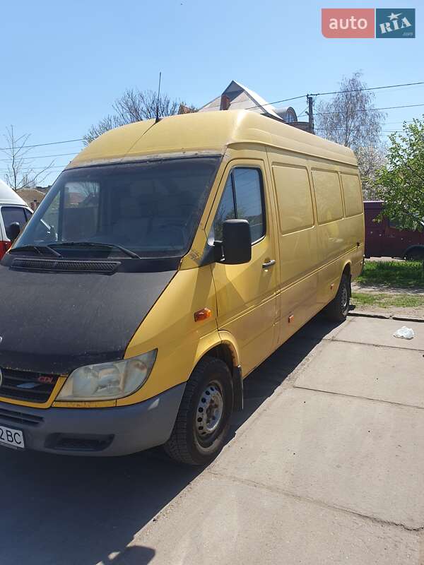 Mercedes-Benz Sprinter 2005