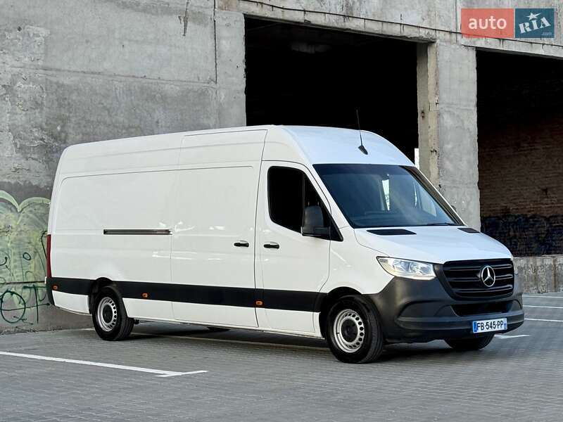 Вантажний фургон Mercedes-Benz Sprinter 2018 в Тернополі