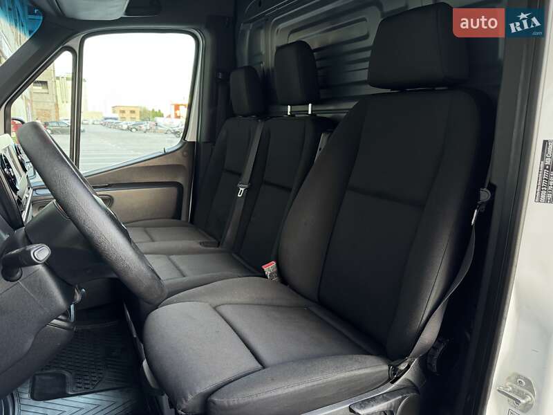 Вантажний фургон Mercedes-Benz Sprinter 2018 в Тернополі