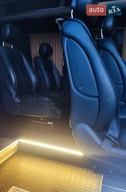 Мікроавтобус Mercedes-Benz Sprinter 2013 в 