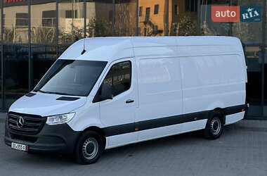 Грузовой фургон Mercedes-Benz Sprinter 2021 в 