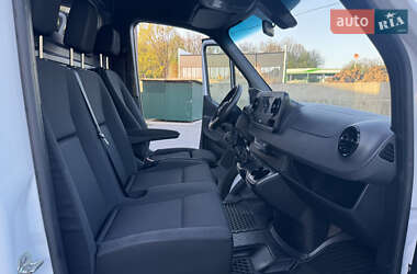 Грузовой фургон Mercedes-Benz Sprinter 2021 в 