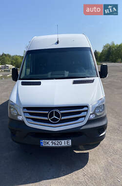 Грузовой фургон Mercedes-Benz Sprinter 2016 в 