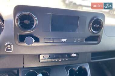 Вантажний фургон Mercedes-Benz Sprinter 2020 в 