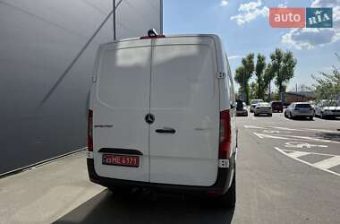 Грузовой фургон Mercedes-Benz Sprinter 2020 в 