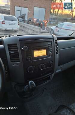 Грузовой фургон Mercedes-Benz Sprinter 2012 в 