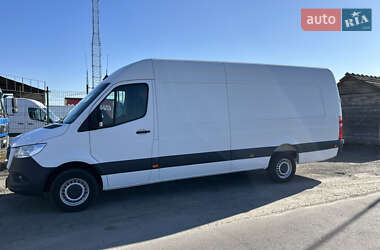 Грузовой фургон Mercedes-Benz Sprinter 2020 в 