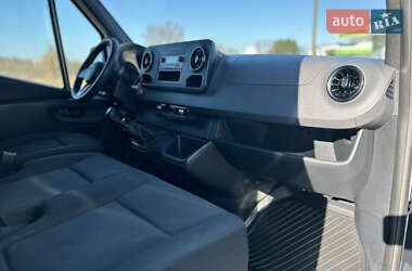 Грузовой фургон Mercedes-Benz Sprinter 2020 в 