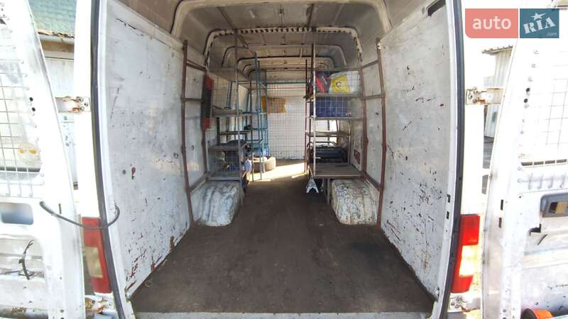 Грузовой фургон Mercedes-Benz Sprinter 1997 в Львове