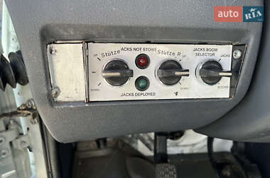 Автовышка Mercedes-Benz Sprinter 2001 в 