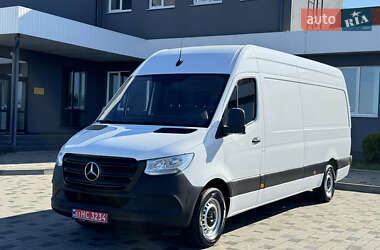 Вантажний фургон Mercedes-Benz Sprinter 2021 в 