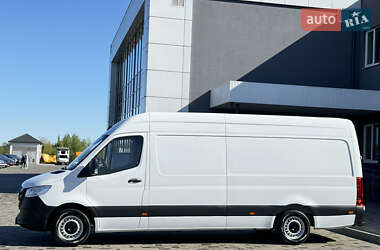 Вантажний фургон Mercedes-Benz Sprinter 2021 в 