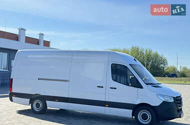 Вантажний фургон Mercedes-Benz Sprinter 2021 в 