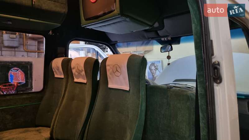 Мікроавтобус Mercedes-Benz Sprinter 2000 в Василькові