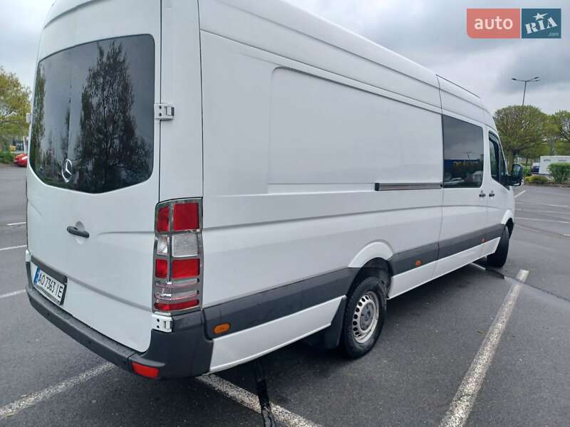 Микроавтобус Mercedes-Benz Sprinter 2012 в Рахове