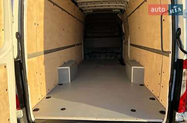 Вантажний фургон Mercedes-Benz Sprinter 2020 в 