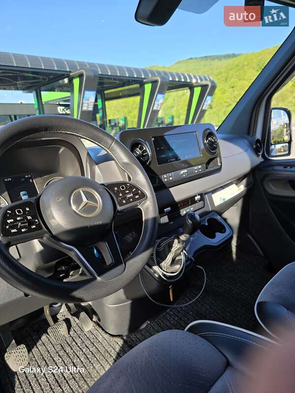 Вантажопасажирський фургон Mercedes-Benz Sprinter 2018 в Делятині