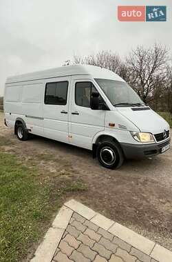 Грузовой фургон Mercedes-Benz Sprinter 2002 в Ровно