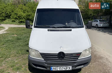 Вантажний фургон Mercedes-Benz Sprinter 2000 в 