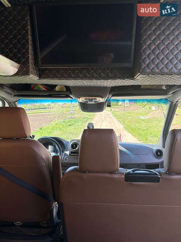 Грузопассажирский фургон Mercedes-Benz Sprinter 2020 в Черновцах