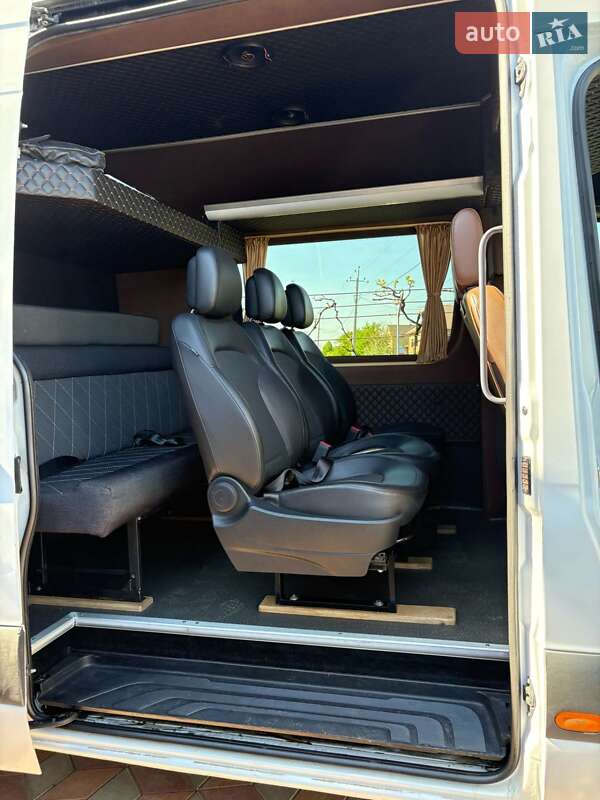 Грузопассажирский фургон Mercedes-Benz Sprinter 2020 в Черновцах