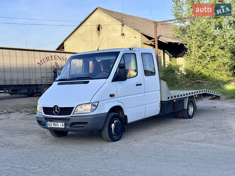 Эвакуатор Mercedes-Benz Sprinter 2006 в Хусте