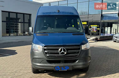 Вантажопасажирський фургон Mercedes-Benz Sprinter 2020 в 