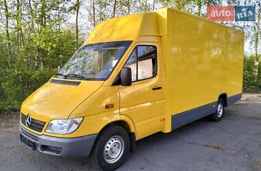 Грузовой фургон Mercedes-Benz Sprinter 2004 в Ровно