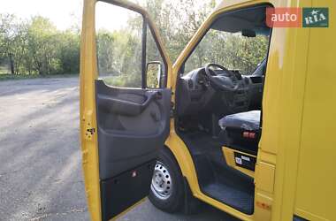 Грузовой фургон Mercedes-Benz Sprinter 2004 в 
