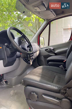 Грузовой фургон Mercedes-Benz Sprinter 2014 в 
