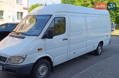 Вантажний фургон Mercedes-Benz Sprinter 2005 в 