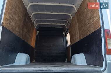 Вантажний фургон Mercedes-Benz Sprinter 2005 в 