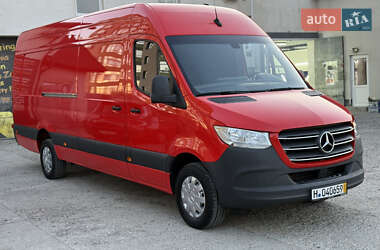 Вантажний фургон Mercedes-Benz Sprinter 2021 в 