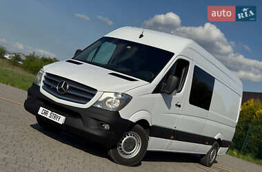 Вантажопасажирський фургон Mercedes-Benz Sprinter 2016 в Стрию