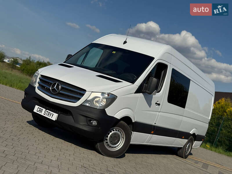 Вантажопасажирський фургон Mercedes-Benz Sprinter 2016 в 