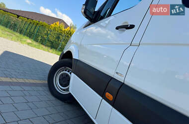 Вантажопасажирський фургон Mercedes-Benz Sprinter 2016 в 