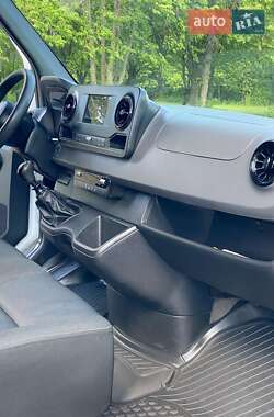 Грузовой фургон Mercedes-Benz Sprinter 2019 в 