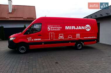 Грузовой фургон Mercedes-Benz Sprinter 2021 в 