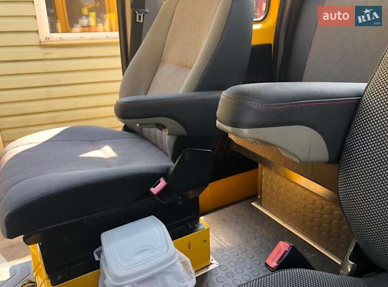 Евакуатор Mercedes-Benz Sprinter 1997 в Одесі