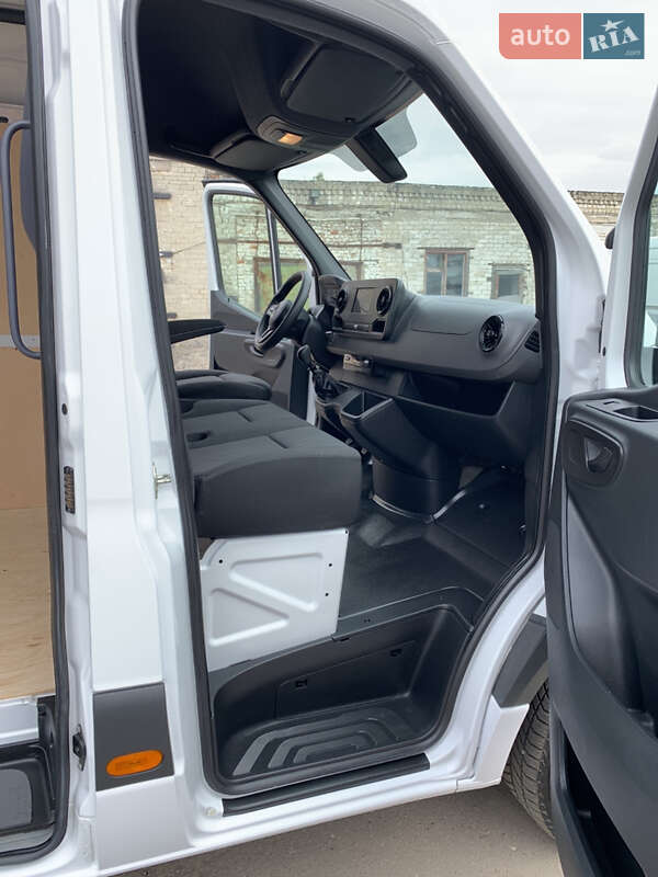 Вантажний фургон Mercedes-Benz Sprinter 2021 в Рівному