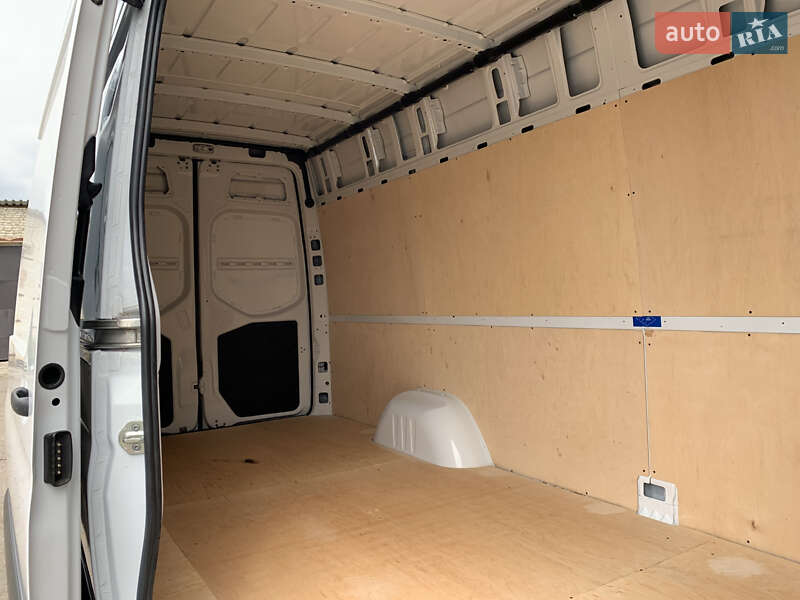 Вантажний фургон Mercedes-Benz Sprinter 2021 в Рівному